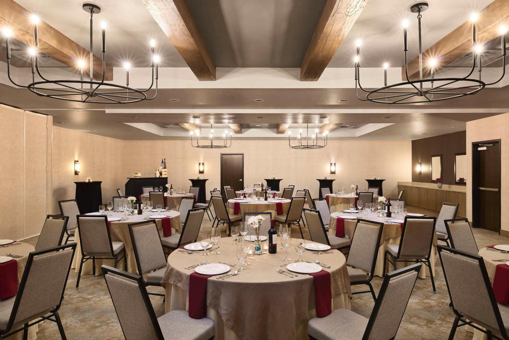 The Eddy Hotel Tucson, Tapestry Collection By Hilton Luaran gambar