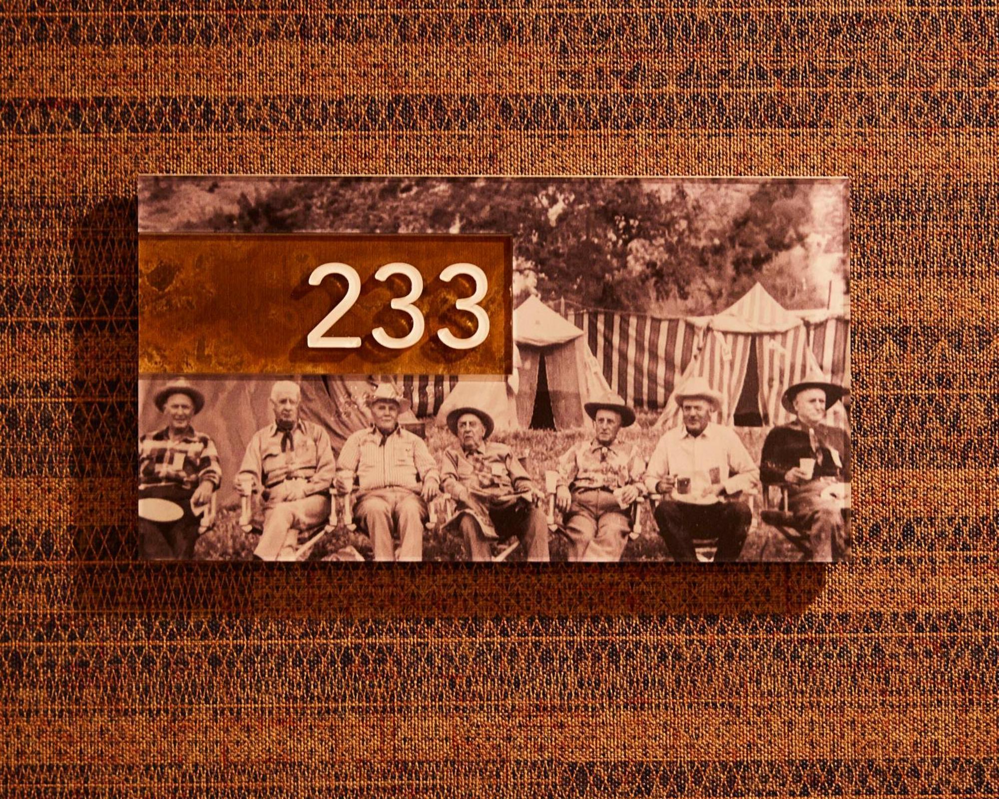 The Eddy Hotel Tucson, Tapestry Collection By Hilton Luaran gambar